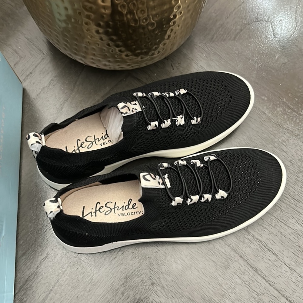 LIFESTRIDE Accelerate Slip-on Sneakers (Wide) - Picture 6 of 12